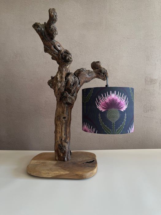 Duo floral et bois flotté