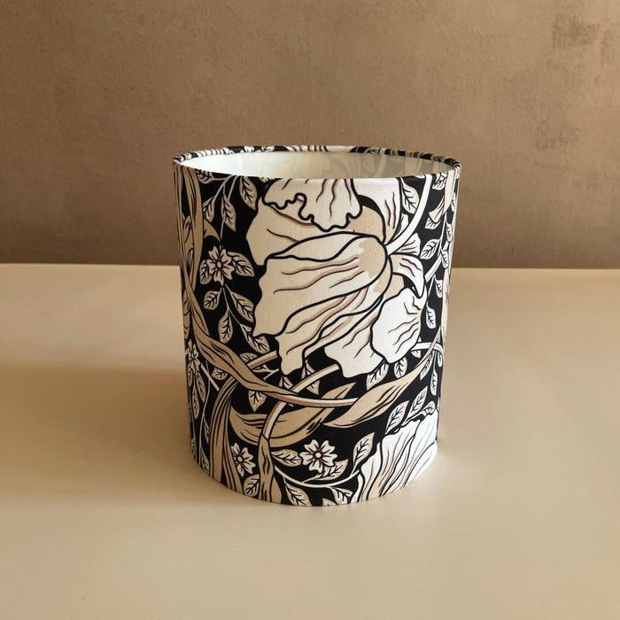 Duo floral et bois flotté