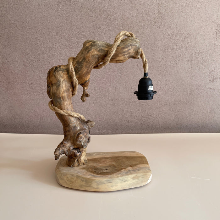 Duo floral et bois flotté