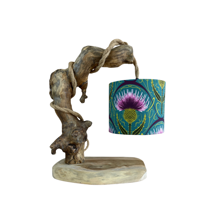 Duo floral et bois flotté